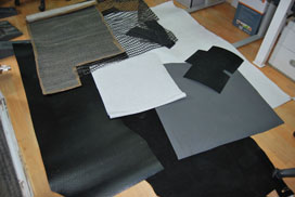 materiales-geosinteticos-1 Materiales geosinteticos extendidos sobre una mesa